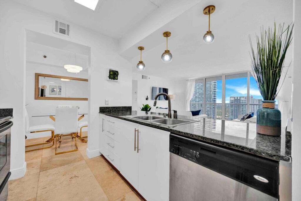40Th Floor Priceless Unit Central Location Miami Exterior foto